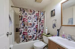 5476 Camelot Dr, Fairfield, OH 45014 - Photo 13