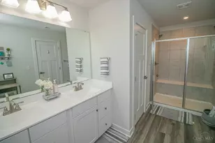 5783 Classicway Blvd, Hamilton Township, OH 45152 - Photo 9