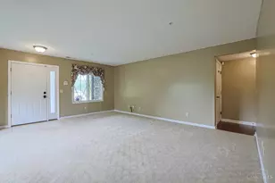 206 Edinburgh Ln, Springdale, OH 45246 - Photo 9