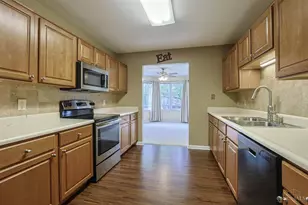 206 Edinburgh Ln, Springdale, OH 45246 - Photo 17