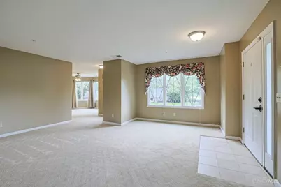206 Edinburgh Lane, Springdale, OH 45246 - Photo 5