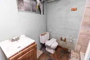 207 Warner St, Cincinnati, OH 45219 - Photo 15