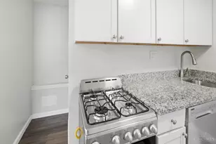8313 Monroe Ave, Sycamore Township, OH 45236 - Photo 15