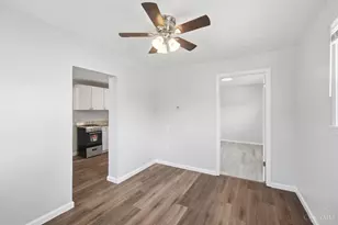 8313 Monroe Ave, Sycamore Township, OH 45236 - Photo 7