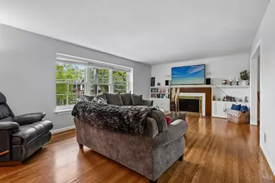 1023 Paxton Avenue, Cincinnati, OH 45208 - Photo 9