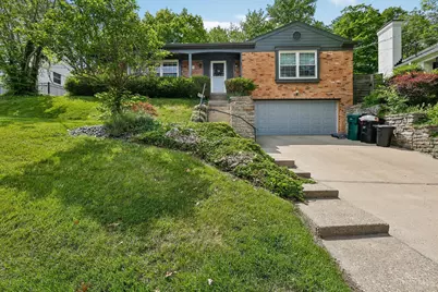 1023 Paxton Avenue, Cincinnati, OH 45208 - Photo 1