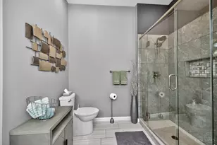 5953 Castlewood Crossing, Miami Township, OH 45150 - Photo 21