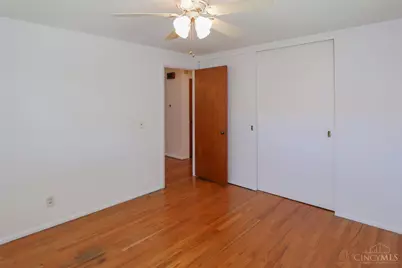 8613 Brent Drive, Springfield Township, OH 45231 - Photo 17