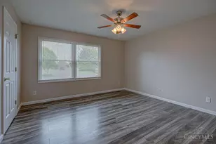 4899 Kyles Station Rd, Liberty Township, OH 45011 - Photo 17