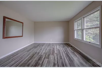 4899 Kyles Station Road, Liberty Township, OH 45011 - Photo 7