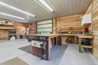 6275 Roundhead, New Vienna, OH 45159 - Photo 45