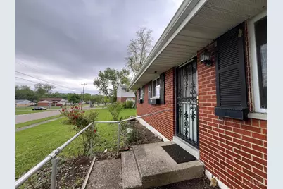 975 Glasgow Drive, Forest Park, OH 45240 - Photo 5