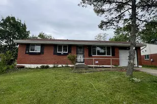 975 Glasgow Dr, Forest Park, OH 45240 - Photo 1