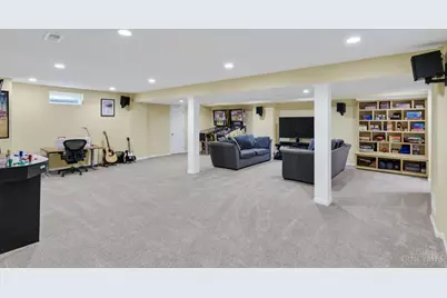 11 Carpenters Run, Blue Ash, OH 45241 - Photo 29