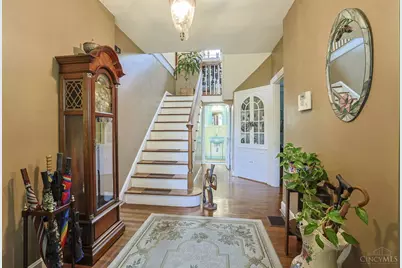 5721 Hamilton Avenue, Cincinnati, OH 45224 - Photo 7