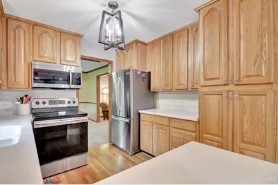 6617 W Knollwood Circle, Miami Township, OH 45140 - Photo 17