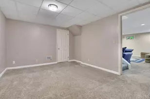 6617 W Knollwood Cir, Miami Township, OH 45140 - Photo 39