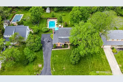 6617 W Knollwood Circle, Miami Township, OH 45140 - Photo 5