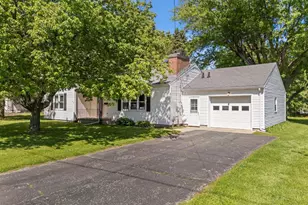 557 Prairie Ave, Wilmington, OH 45177 - Photo 3
