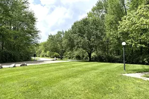 1040 Crisfield Dr, Union Township, OH 45245 - Photo 39