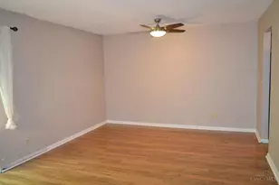 1040 Crisfield Dr, Union Township, OH 45245 - Photo 9