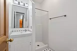 443 Milton St, Cincinnati, OH 45202 - Photo 37