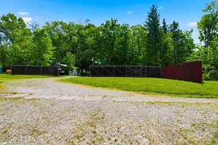 1731 Little Rd, Washington Township, OH 45153 - Photo 13