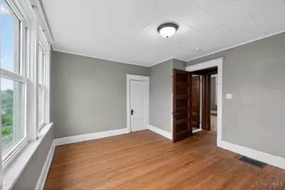 4719 Highridge Avenue, Cincinnati, OH 45238 - Photo 9