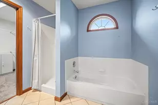 309 Sharon Ct, Middletown, OH 45042 - Photo 15