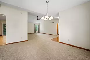 309 Sharon Ct, Middletown, OH 45042 - Photo 7