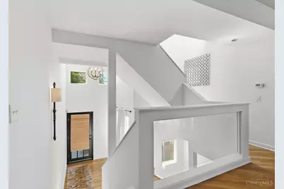 939 Monastery Street, Cincinnati, OH 45202 - Photo 5