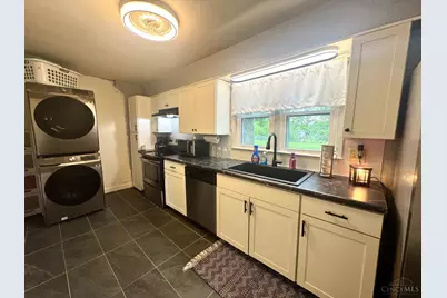 308 Arcadia Drive, Middletown, OH 45042 - Photo 9