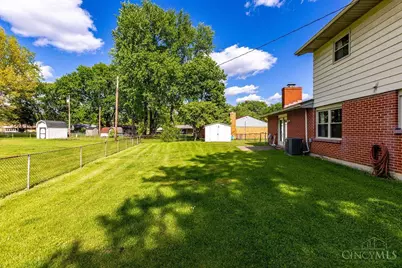 7691 Katy Drive, Centerville, OH 45459 - Photo 5