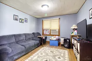 612 E 7th St, Manchester, OH 45144 - Photo 3