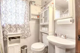 612 E 7th St, Manchester, OH 45144 - Photo 5