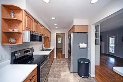 7123 Silver Crest Drive, Sycamore Township, OH 45236 - Photo 9
