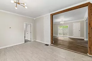 4261 Walton Creek Rd, Columbia Township, OH 45243 - Photo 11
