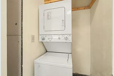 2200 W Clifton Avenue, Cincinnati, OH 45219 - Photo 21