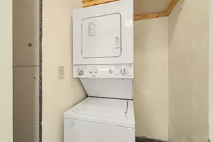 2200 W Clifton Ave, Cincinnati, OH 45219 - Photo 21