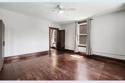 2200 W Clifton Avenue, Cincinnati, OH 45219 - Photo 19