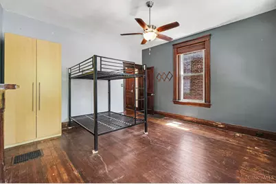 2200 W Clifton Avenue, Cincinnati, OH 45219 - Photo 13