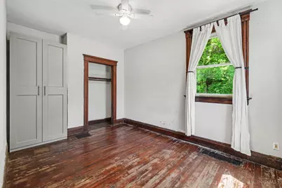 2200 W Clifton Avenue, Cincinnati, OH 45219 - Photo 17