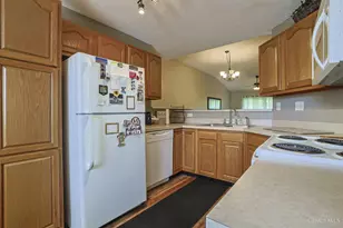 1545 Weatherstone Cir, Monroe, OH 45050 - Photo 13