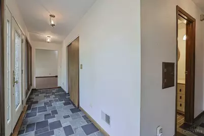 3881 Lincoln Road, Green Township, OH 45247 - Photo 3