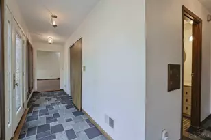 3881 Lincoln Rd, Green Township, OH 45247 - Photo 3