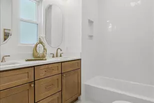 4117 Eileen Dr, Cincinnati, OH 45209 - Photo 37
