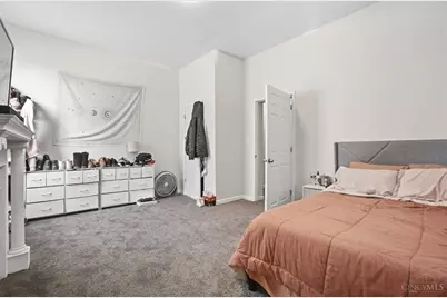 1027 Winfield Avenue, Cincinnati, OH 45205 - Photo 5