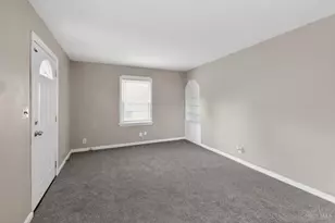 1866 Ashbrook Dr, Cincinnati, OH 45238 - Photo 11