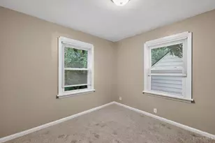 1866 Ashbrook Dr, Cincinnati, OH 45238 - Photo 11