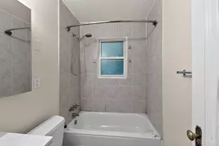 1866 Ashbrook Dr, Cincinnati, OH 45238 - Photo 17